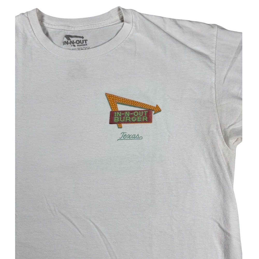 In-N-Out Burger Texas Graphic T-Shirt Mens Large White Short Sleeve Classic Car